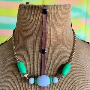 Vintage Avon Green & White Bead Necklace